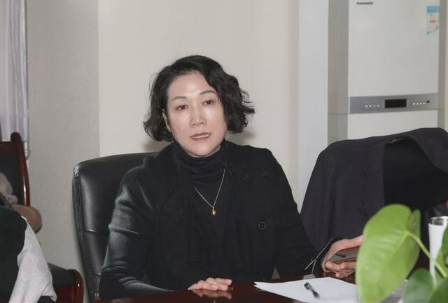 深化现代职业教育改革，共谋高质量发展新篇——国家职业教育指导咨询委员会委员刘萍一行到访西安海棠职业学院调研指导